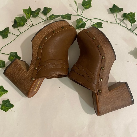 Mia clogs Shoes brown Size 7.5 - Picture 3 of 13